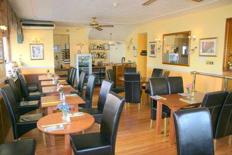 Rainbows Lodge Hotel And Serviced Apartments レディング エクステリア 写真